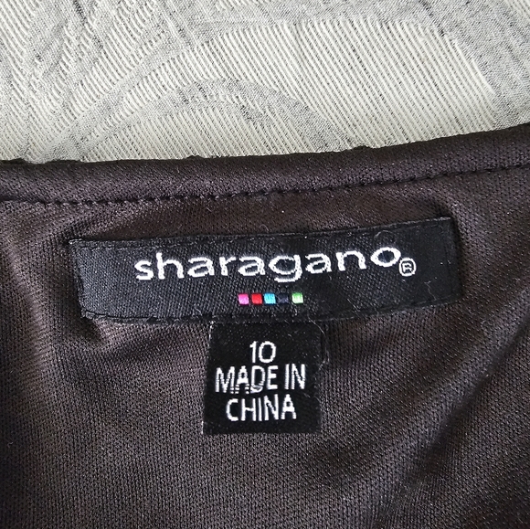 Dress - Picture 4 of 4